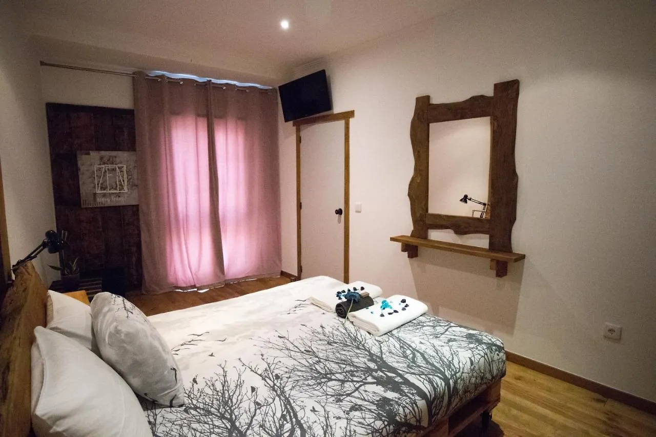 Modern & Recycled Guest House Machico  Machico (Madeira)