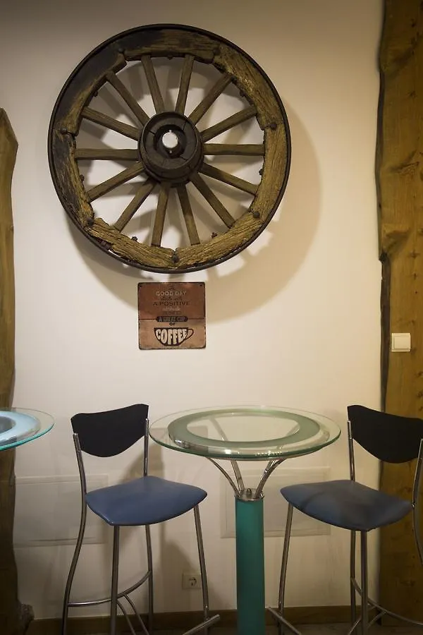 Hostel Modern & Recycled Guest House Machico